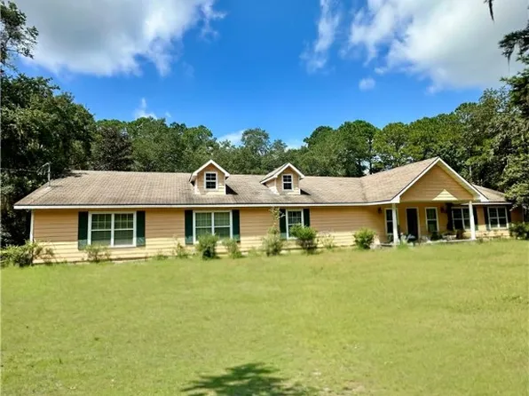 1093 Williams Pl SE, Darien, GA 31305