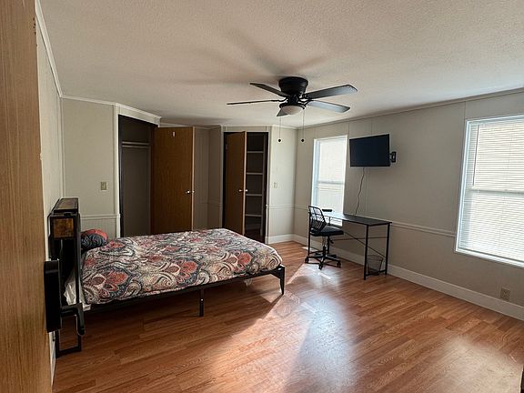 5th image of 609 Main St #A