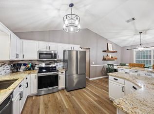 1981 Andorra St, Navarre, FL 32566
