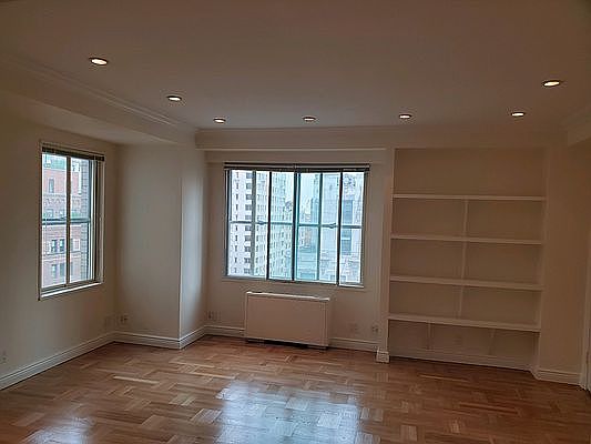 1st image of 60 W 57th St APT 19B