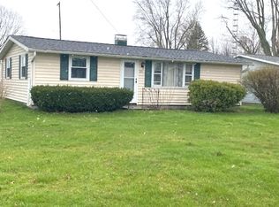 201 W 7th St, Spring Valley, IL 61362