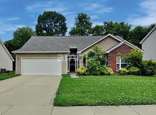 13424 Planters Row Dr, Charlotte, NC 28278