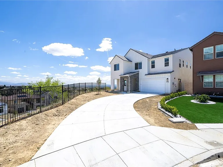 21204 Currant Ct — Photo 7