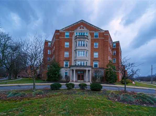 13800 Fairhill Rd APT 101, Shaker Heights, OH 44120