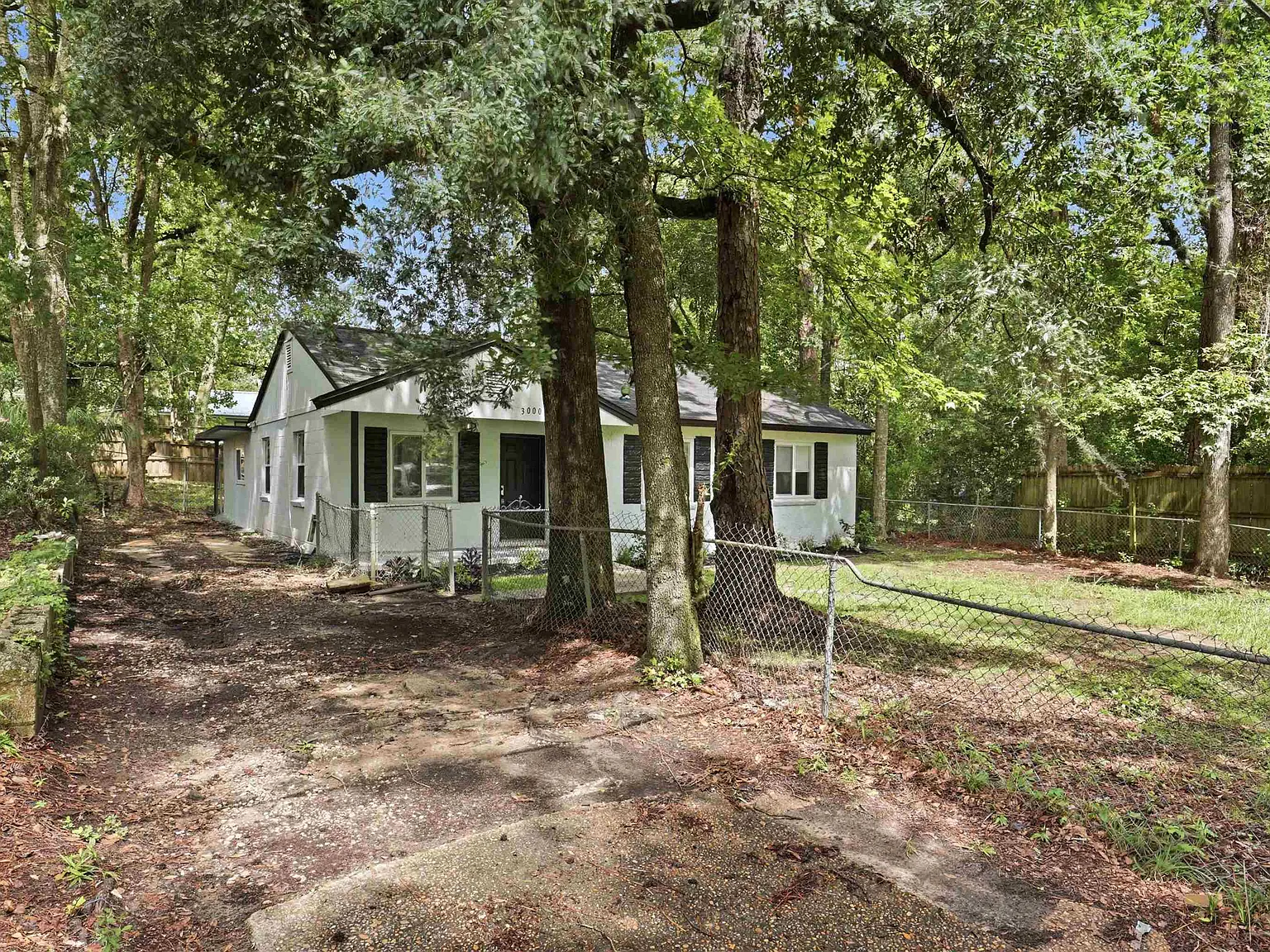 4 bed, 970 sqft, $1,650 — Photo 2