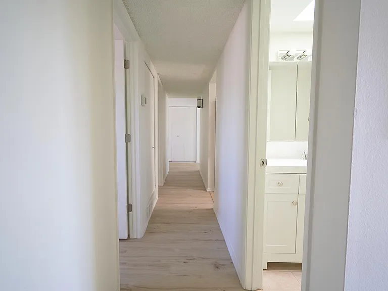 3410 S Mann Ave — Photo 22