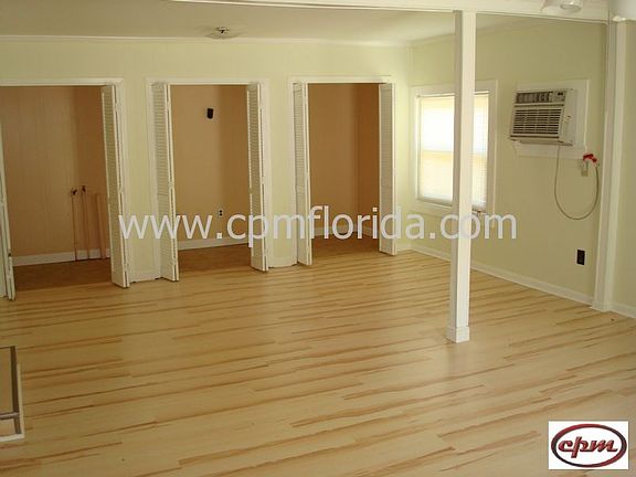 3rd image of 908 N 69th Ave APT B