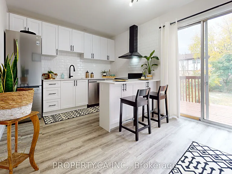 610 George St N #5 — Photo 21