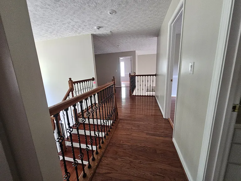 4514 Hopewell Rd — Photo 3