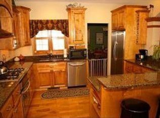 W335N7469 Stone Bank Rd, Oconomowoc, WI 53066