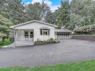 4314 Levans Rd, Schnecksville, PA 18078