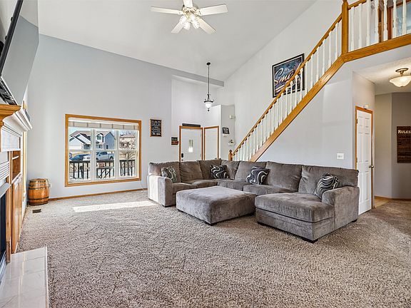 4th image of 1504 W Jackson Ave