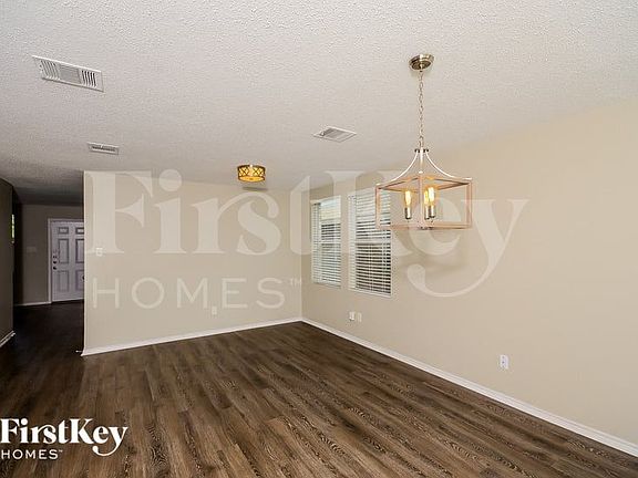 4th image of 313 Butch Cassidy Dr