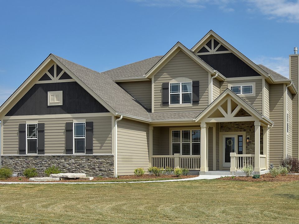 Craftsman-style Colonial