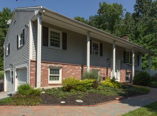 18 Hovey Meadow Rd, Atkinson, NH 03811