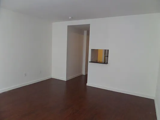 Rented by Platinum Properties | media 40