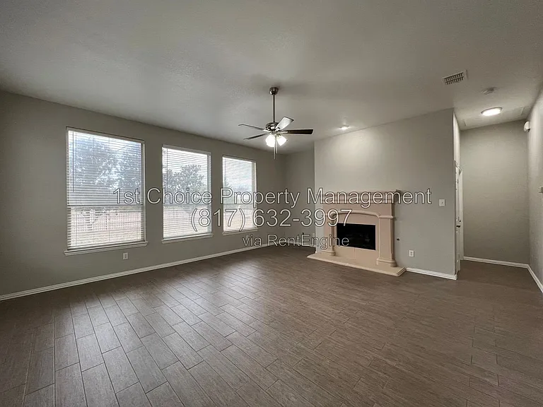 5312 Scenic Point Dr — Photo 8