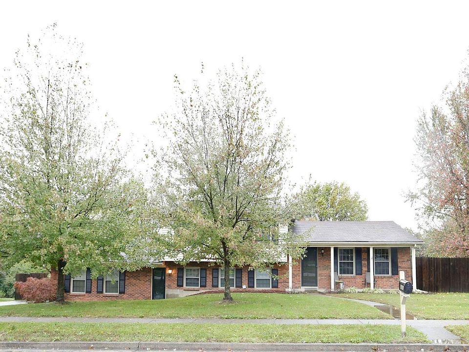 1st image of 3181 Carriage Ln