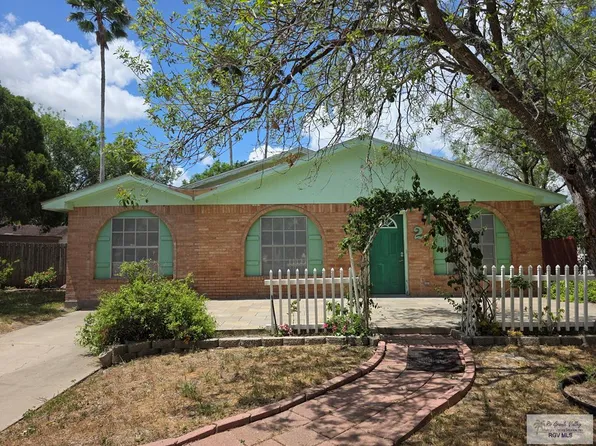 2 Boxwood Ct, Brownsville, TX 78521