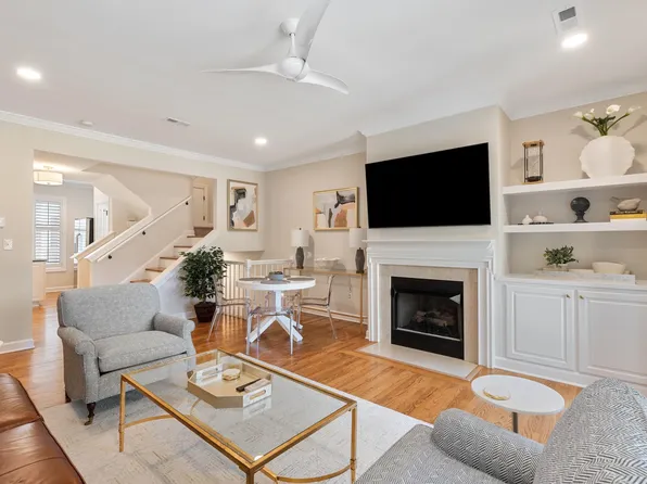 2116 Park Dr, Charlotte, NC 28204