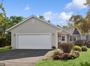 107 Ridgebrook Dr #107, Cannon Falls, MN 55009
