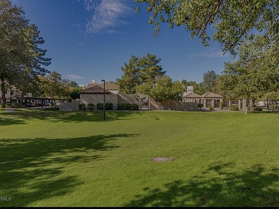 5th image of 921 W University Dr Unit 1048