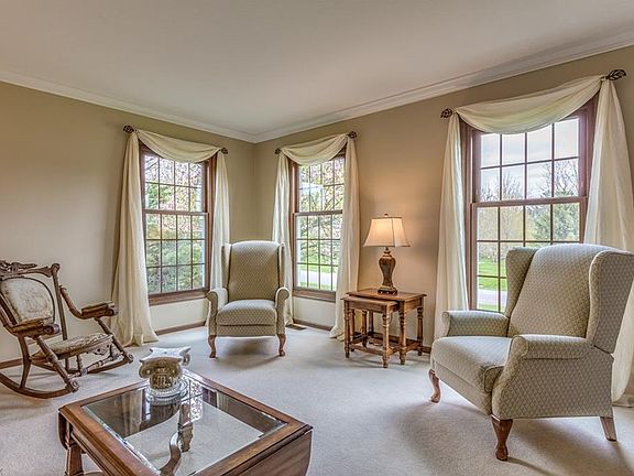 4th image of 7278 Wellfleet Dr