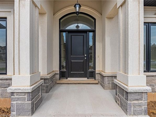 63 Cesar Pl, Ancaster, ON L9G 0G3