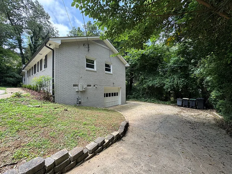204 Glen Ridge Rd NE — Photo 42
