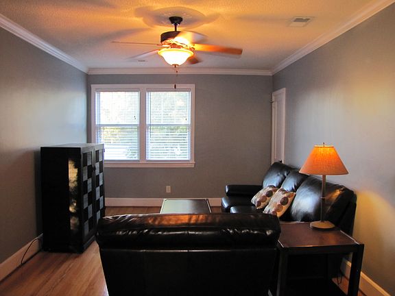 5th image of 3425 River Dr Unit 3425D