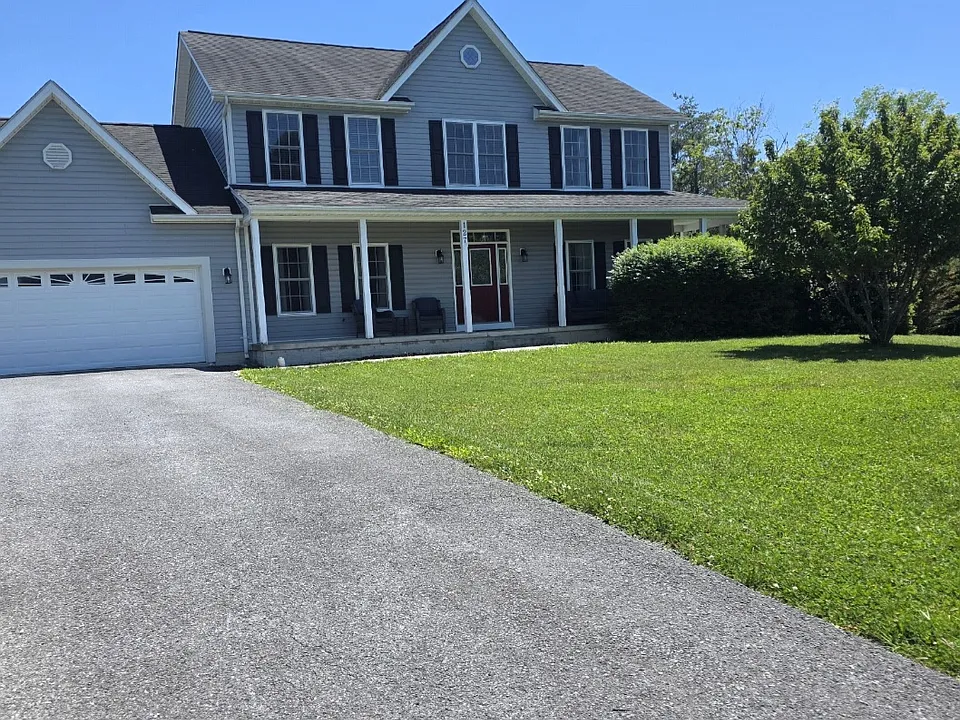127 Donald Dr