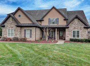5268 Gnarl Wood Rd, Lewisville, NC 27023