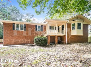 1325 Oak Ter, Douglasville, GA 30134