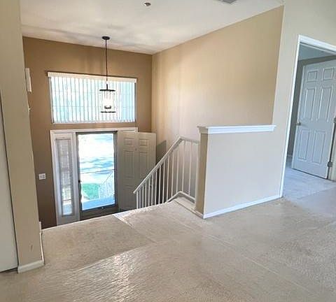 2nd image of 1602 Columbia Cir Unit 3