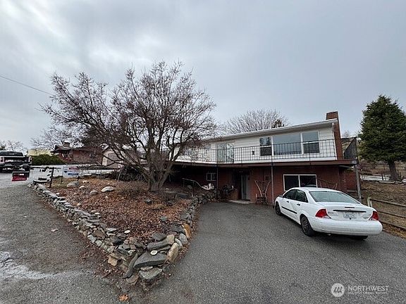 3rd image of 1197 3rd Avenue N