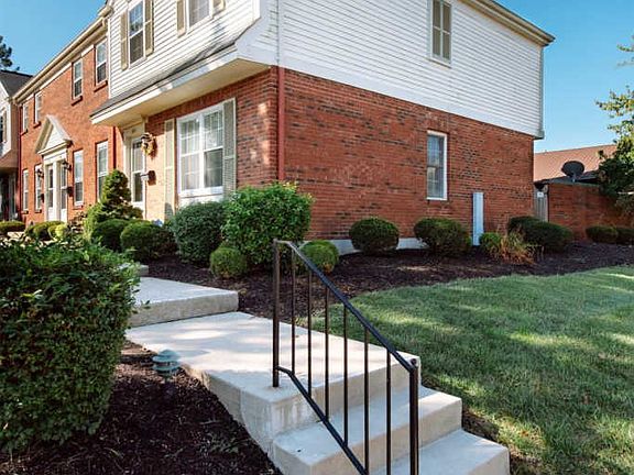 2nd image of 3491 Sunbury Ln