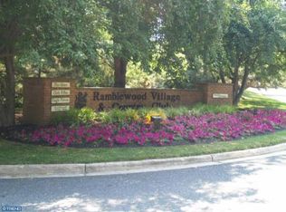 507 Cypress Point Cir, Mount Laurel, NJ 08054
