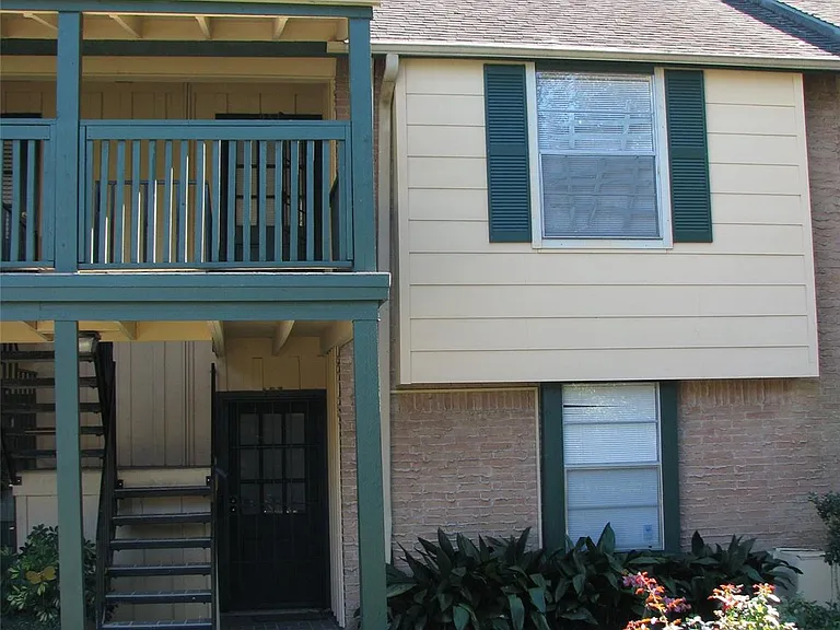 8277 Kingsbrook Rd #153 — Photo 2