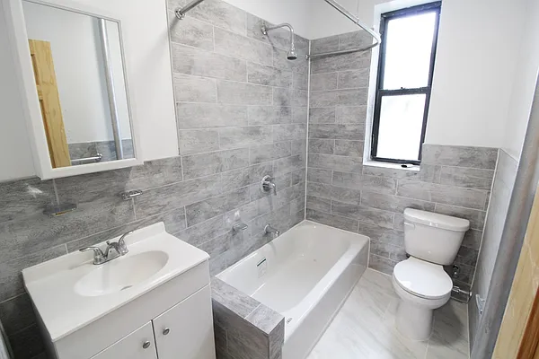 Rented by Voro New York | media 7