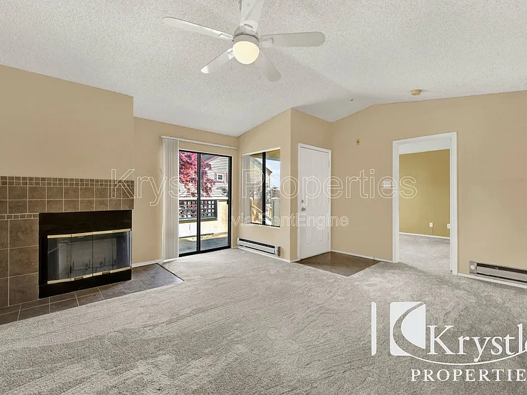 1201 Glen Cove Pkwy #1809 — Photo 8