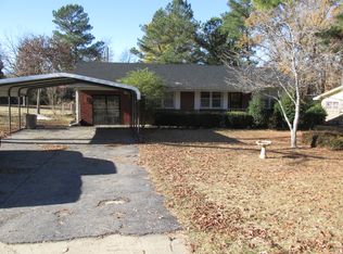 1385 Market St, Bolivar, TN 38008