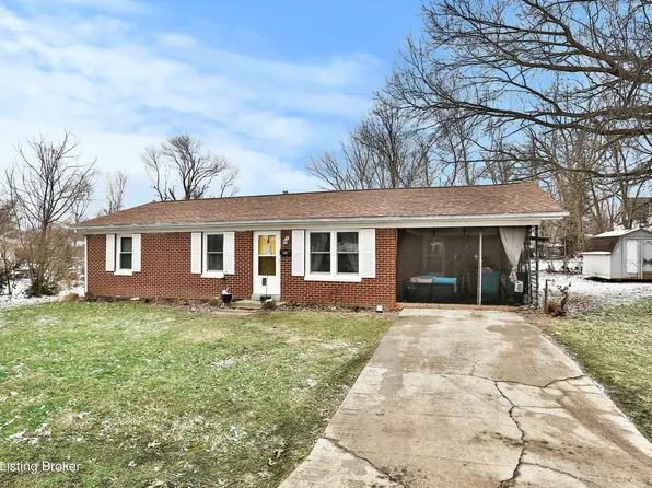 104 Maple Ct, Lawrenceburg, KY 40342