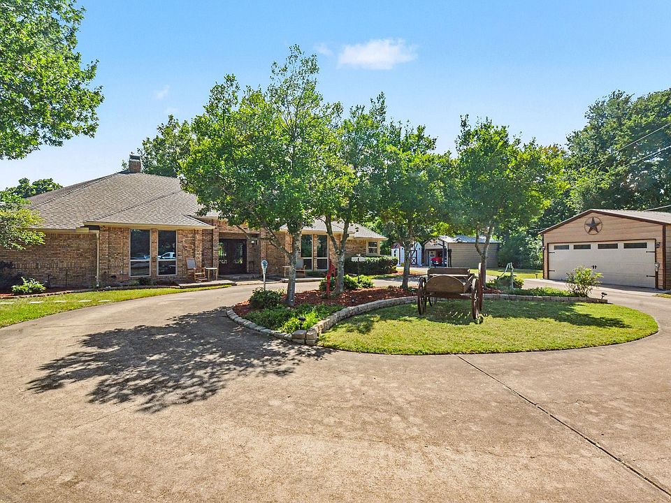 1st image of 7 Skyview Dr