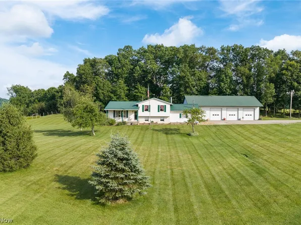 8175 Stover Rd SW, Sherrodsville, OH 44675