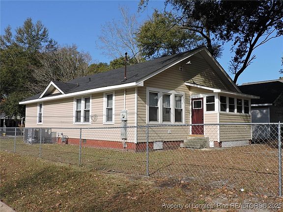 4th image of 315 Bryan St