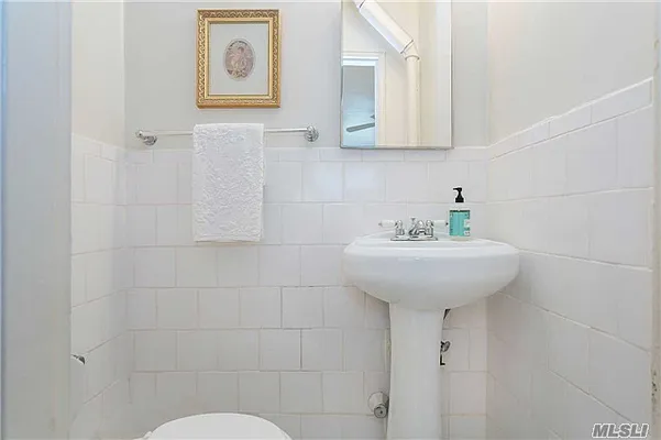 Sold by Exit Kingdom Realty | media 35