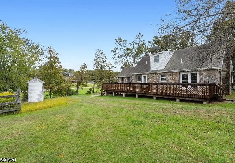 87 Glen Rd — Photo 28