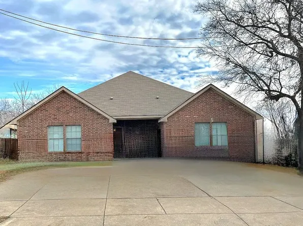 1108 Mulkey Ln, Denton, TX 76209
