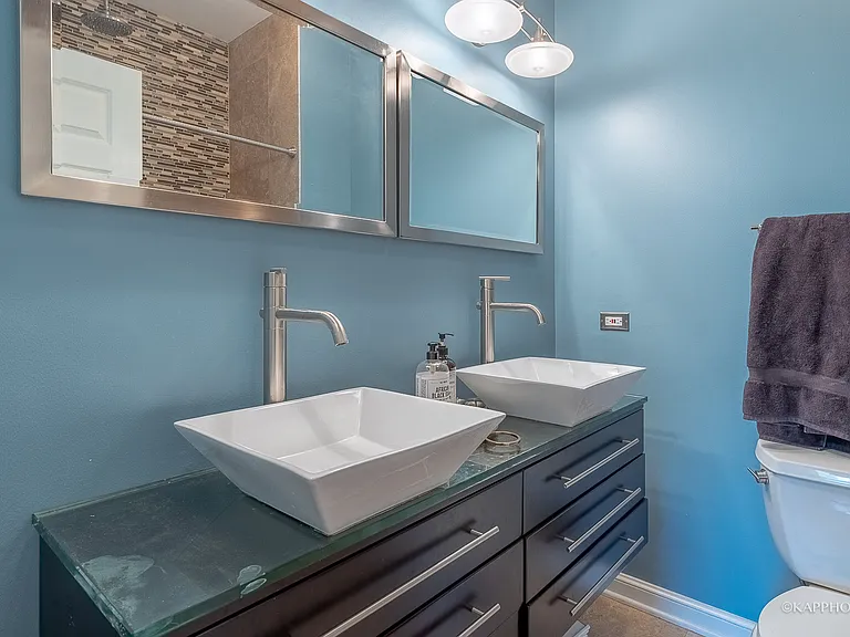 1016 W Monroe St — Photo 18