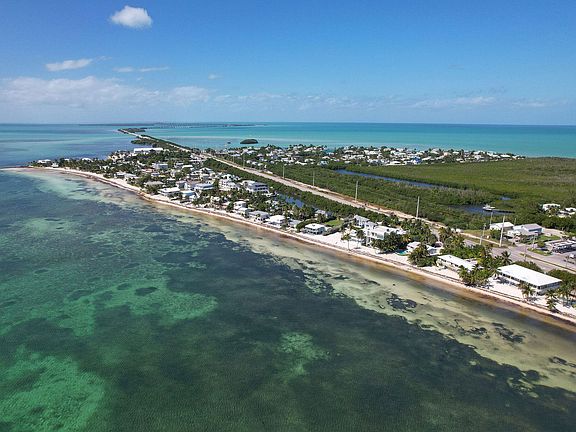 2nd image of 74049 Overseas Hwy